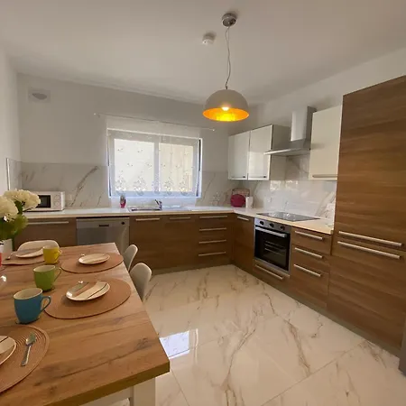 St Julians Close To * Saint Julian's