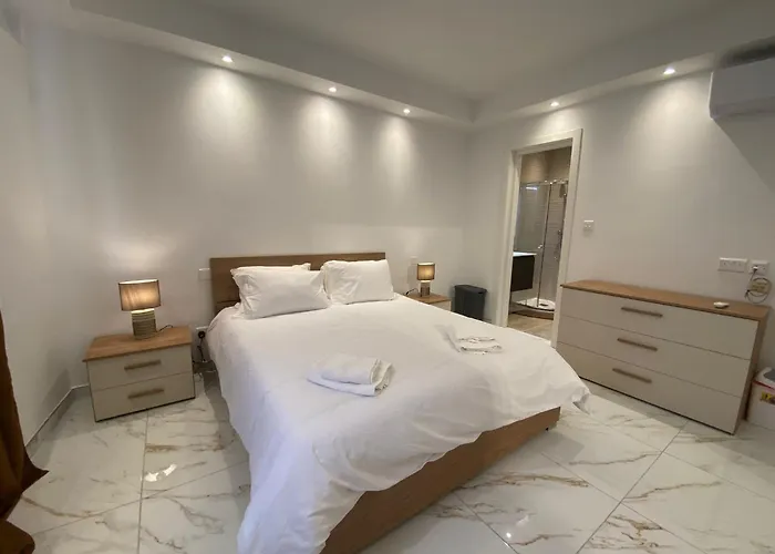 St Julians Close To 아파트 Saint Julian's