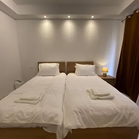 St Julians Close To * Saint Julian's